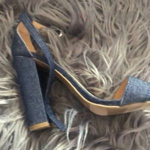 I am selling these adorable blue heels they are still in great condition